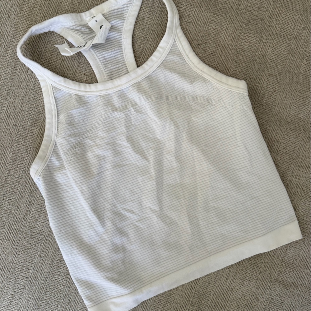 Lululemon Cropped swiftly high neck tank